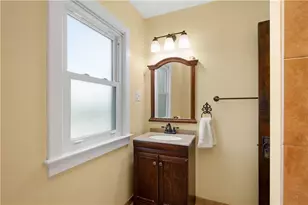 747 Hiland Ave, Coraopolis, PA 15108 - Photo 25