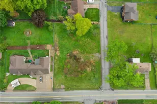 361 Carpenter Ln, North Huntingdon, PA 15642 - Photo 9