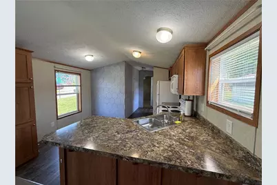 203 Cardinal Dr, Jeannette, PA 15644 - Photo 11