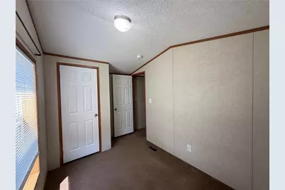 203 Cardinal Dr, Jeannette, PA 15644 - Photo 15