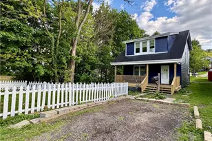 1416 Ridge Ave, Coraopolis, PA 15108 - Photo 1