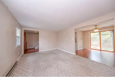 1362 Groveton St, Pittsburgh, PA 15234 - Photo 9