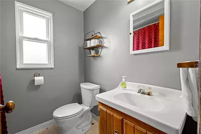 142 Senate Dr, Pittsburgh, PA 15236 - Photo 17