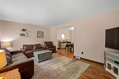 142 Senate Dr, Pittsburgh, PA 15236 - Photo 5