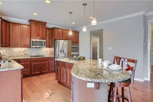 305 Ranchero Dr, Moon/Crescent Twp, PA 15108 - Photo 13