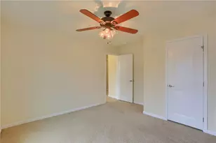 305 Ranchero Dr, Moon/Crescent Twp, PA 15108 - Photo 31