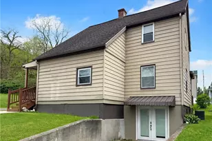 1098 10th St, Taylor Township, PA 16160 - Photo 7