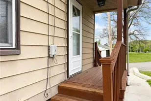1098 10th St, Taylor Township, PA 16160 - Photo 5