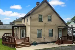1098 10th St, Taylor Township, PA 16160 - Photo 1
