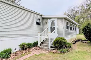 19 Emerald Dr, Pine Township, PA 16127 - Photo 3