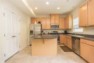 627 Edison Dr, Marshall, PA 15090 - Photo 5