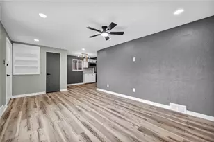 3757 Schuette Rd, Pittsburgh, PA 15227 - Photo 7