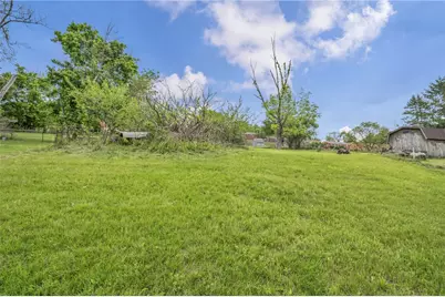 3757 Schuette Rd, Pittsburgh, PA 15227 - Photo 17