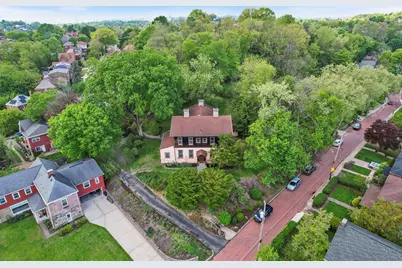 2738 Mount Royal Road, Pittsburgh, PA 15217 - Photo 7