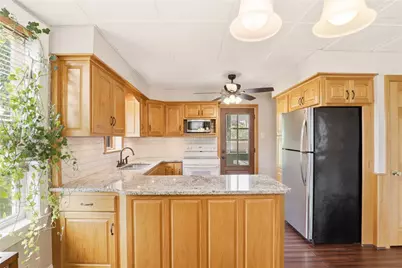 106 W Campus Avenue, Conemaugh Township, PA 15928 - Photo 11