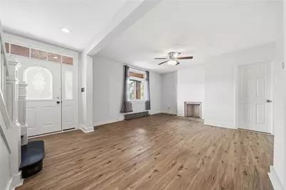 27 W Bellecrest Ave, Pittsburgh, PA 15227 - Photo 7