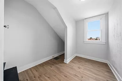 27 W Bellecrest Ave, Pittsburgh, PA 15227 - Photo 33