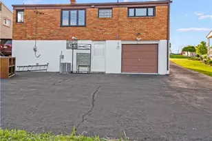 115 Bost Dr, West Mifflin, PA 15122 - Photo 29