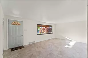 115 Bost Dr, West Mifflin, PA 15122 - Photo 7