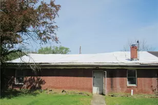 810 Newingham Ln, Arona Boro, PA 15617 - Photo 5
