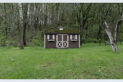 111 Patricia Dr, Big Beaver, PA 15010 - Photo 9
