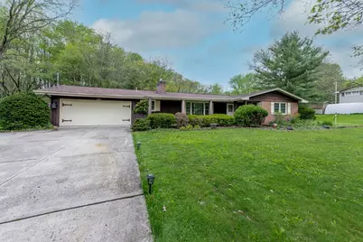 111 Patricia Dr, Big Beaver, PA 15010 - Photo 3