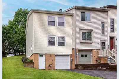 3252 Camberly Drive, Hampton, PA 15044 - Photo 1