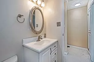 3252 Camberly Dr, Hampton, PA 15044 - Photo 15