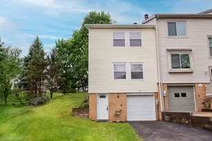 3252 Camberly Dr, Hampton, PA 15044 - Photo 27