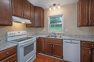 3252 Camberly Dr, Hampton, PA 15044 - Photo 3