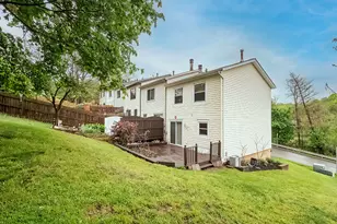 3252 Camberly Dr, Hampton, PA 15044 - Photo 23