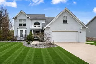478 Spruce Ln, Houston, PA 15342 - Photo 1
