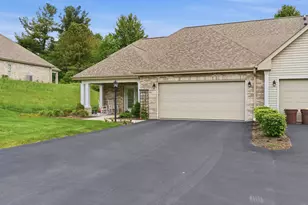102 Lex Ln, West Deer, PA 15101 - Photo 3
