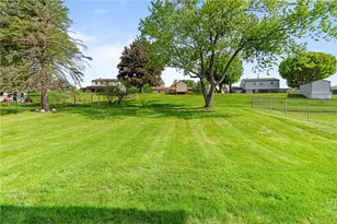 25 Concord Dr, Penn Twp, PA 15642 - Photo 23