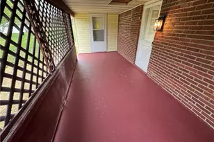 126 Holly Pl, Mount Pleasant Township, PA 15666 - Photo 25