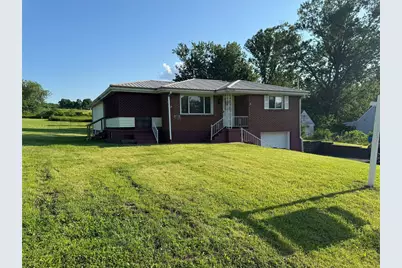 126 Holly Place, Mount Pleasant Township, PA 15666 - Photo 1