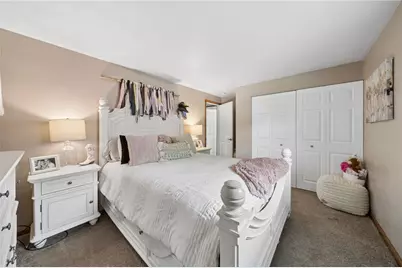 668 Carnival Dr, Pittsburgh, PA 15239 - Photo 19