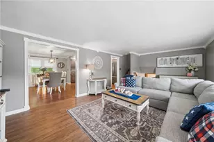 668 Carnival Dr, Pittsburgh, PA 15239 - Photo 5