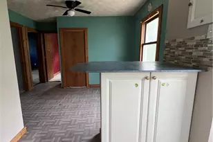 2108 Paul St, Hermitage, PA 16148 - Photo 9