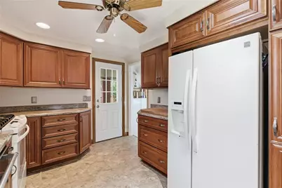 118 Tillotson Cir, Ross Twp, PA 15237 - Photo 17
