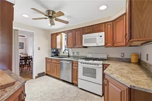 118 Tillotson Cir, Ross Twp, PA 15237 - Photo 15