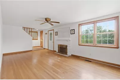118 Tillotson Cir, Ross Twp, PA 15237 - Photo 7