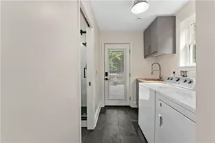 418 N Graham St, Pittsburgh, PA 15206 - Photo 13