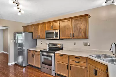 1804 Michael Dr, Pittsburgh, PA 15227 - Photo 13