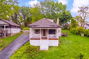 987 McCoy Rd, Kennedy Township, PA 15136 - Photo 1
