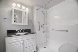 135 S 16th St, Pittsburgh, PA 15203 - Photo 11