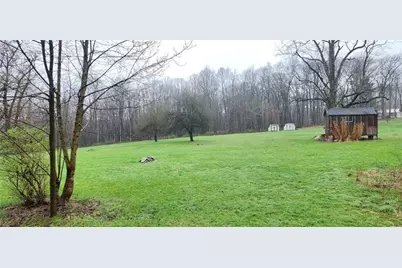 42 Old Dinner Bell Rd, Farmington, PA 15437 - Photo 1