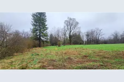 42 Old Dinner Bell Rd, Farmington, PA 15437 - Photo 11