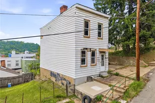 5405 Kent Wy, Pittsburgh, PA 15201 - Photo 1