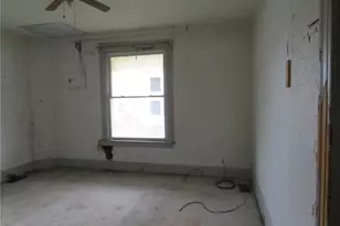 1080 Bruce St, Washington, PA 15301 - Photo 15